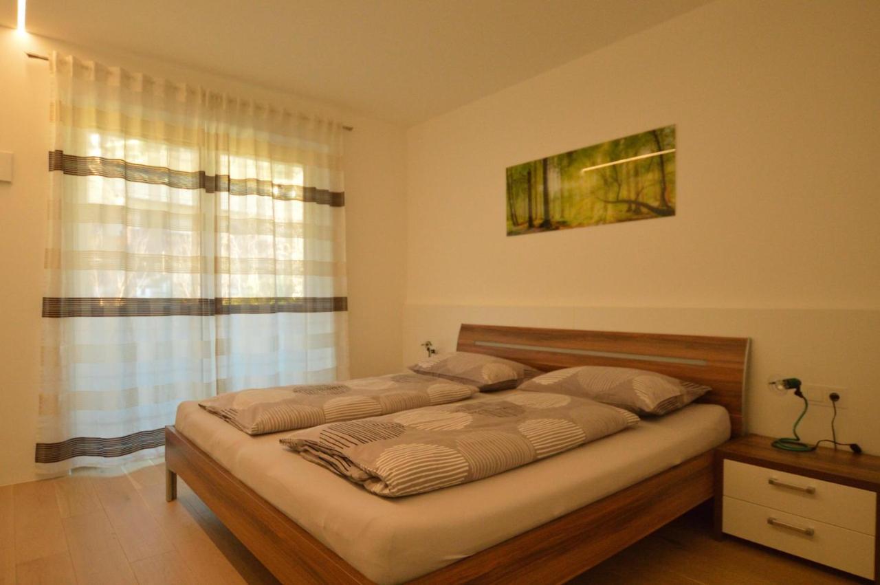Family Apartment Julia Termeno Exteriér fotografie